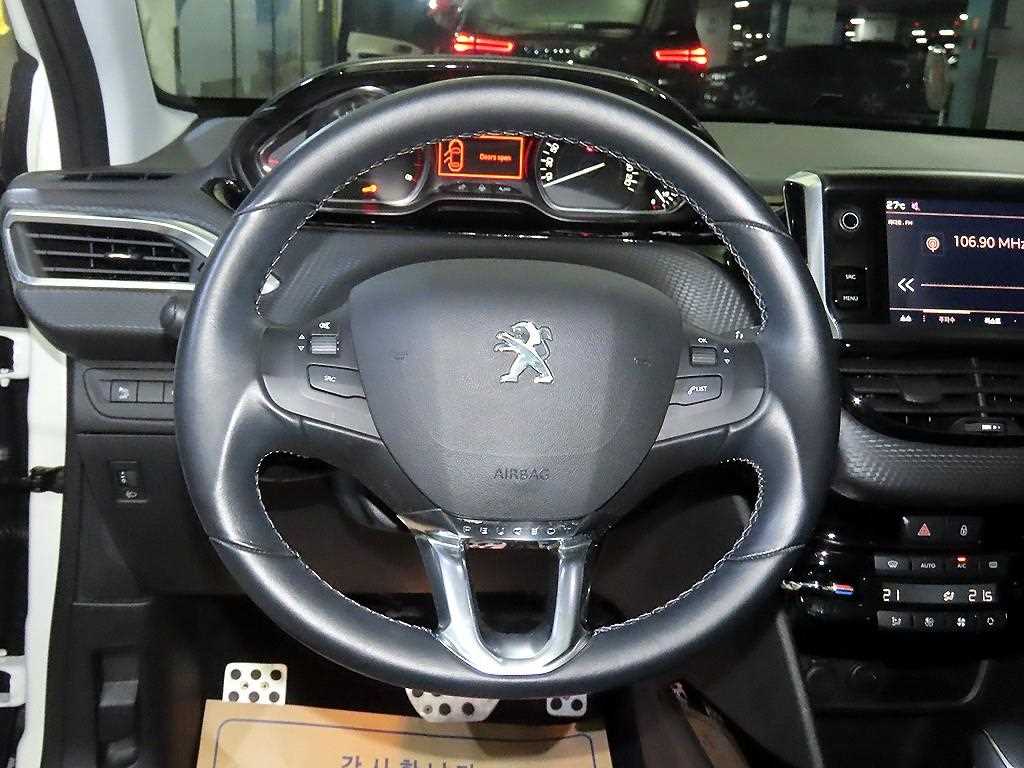 Peugeot 2008 — photo 08