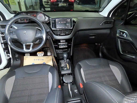 Peugeot 2008 — photo 10