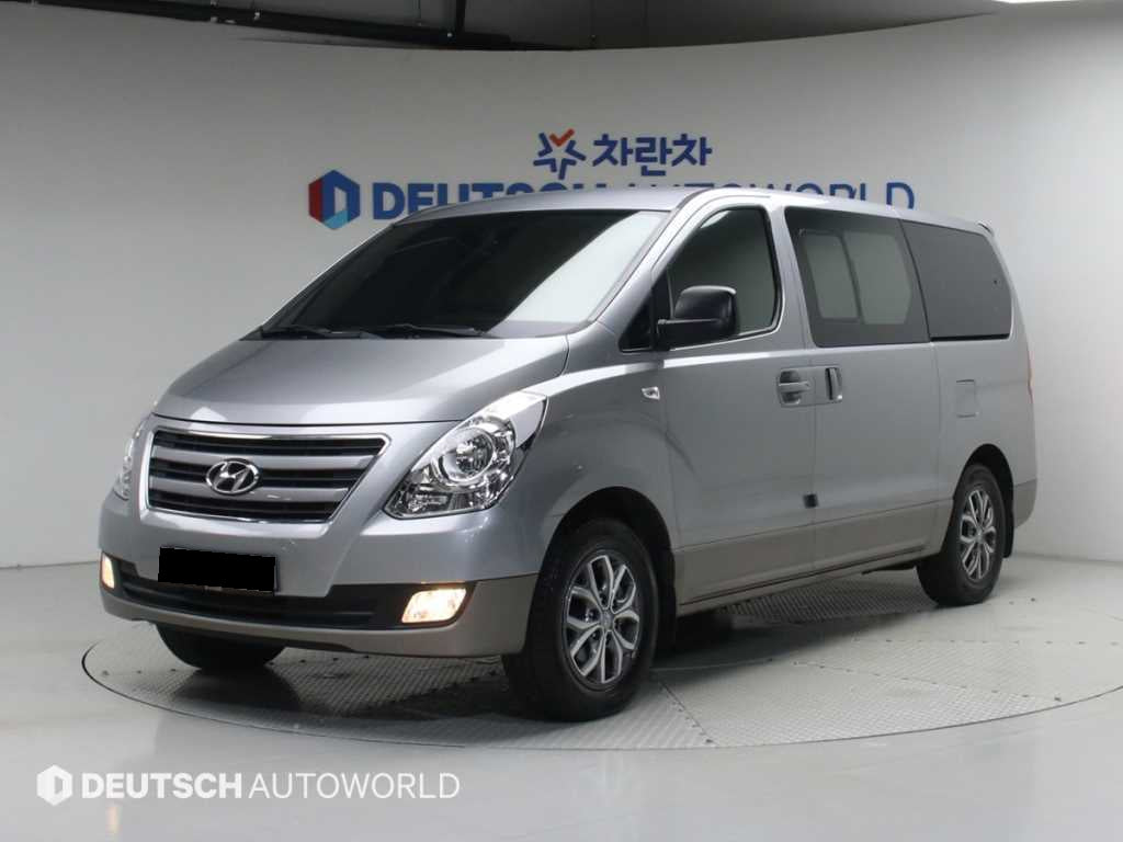 Hyundai Starex — photo 01