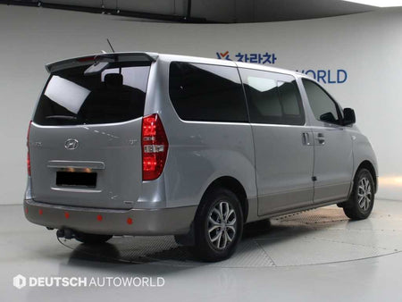Hyundai Starex — photo 02