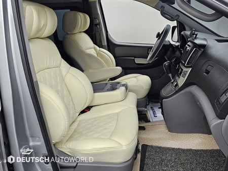 Hyundai Starex — photo 10