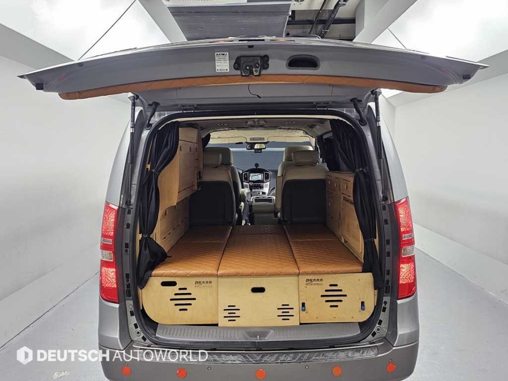 Hyundai Starex — photo 19