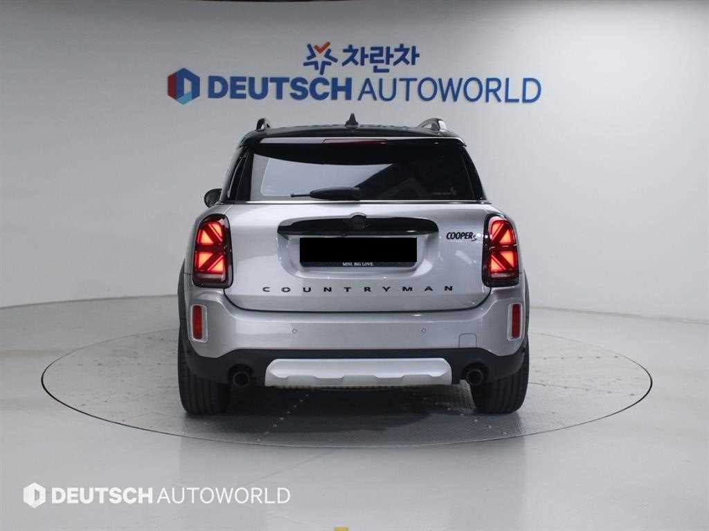 Mini Countryman — photo 04