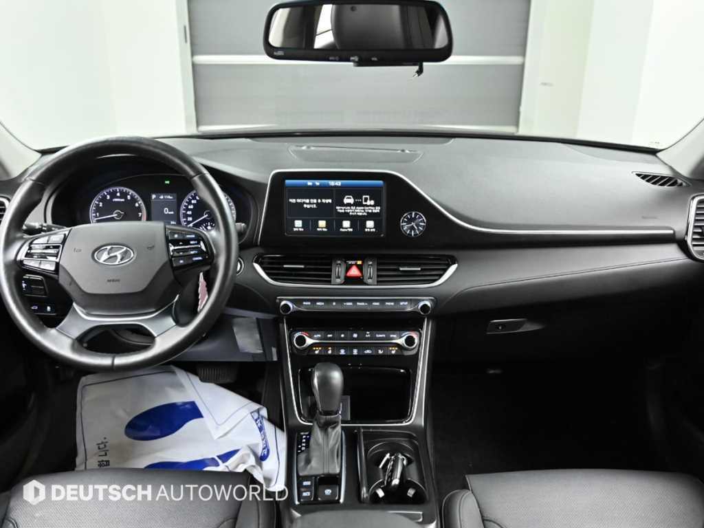 Hyundai Grandeur — photo 07