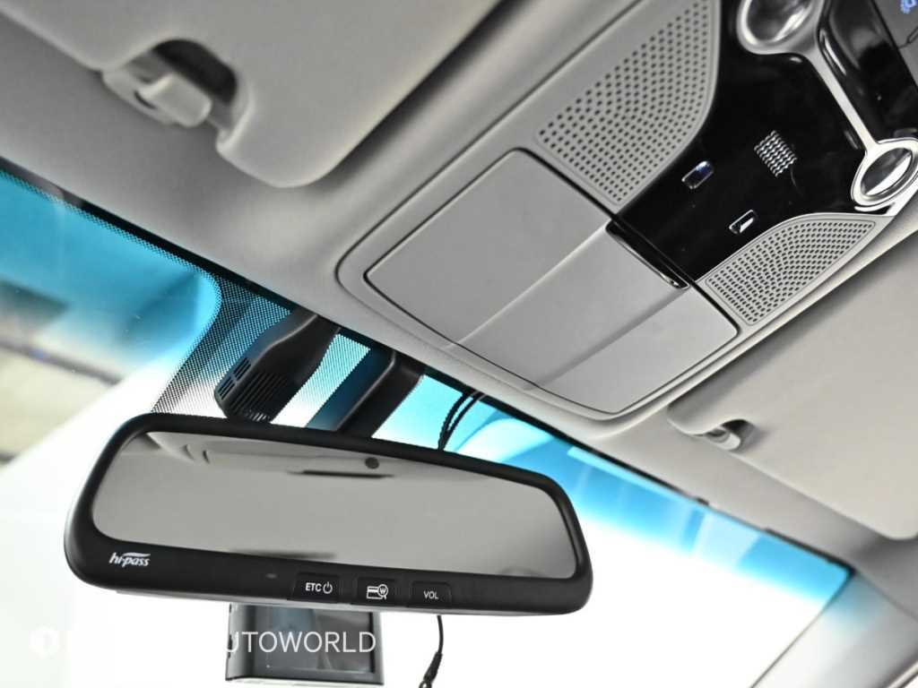 Hyundai Grandeur — photo 18