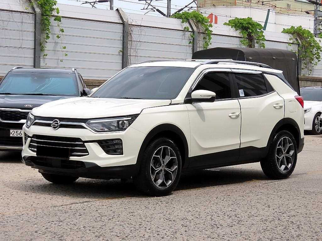 KGM KORANDO — photo 02