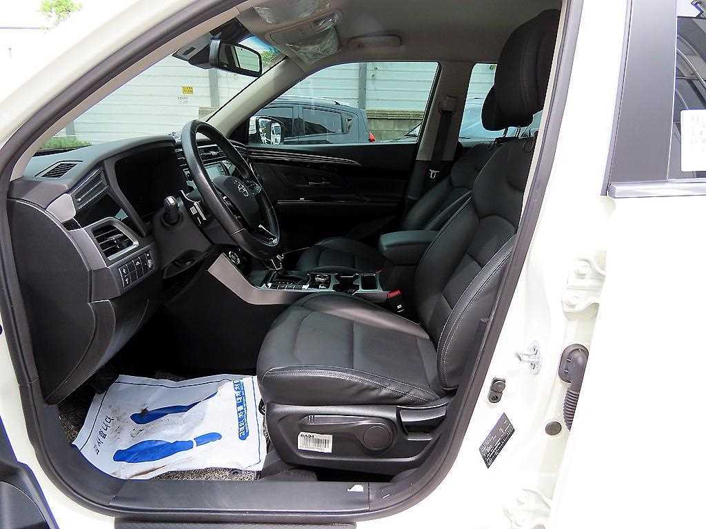 KGM KORANDO — photo 05