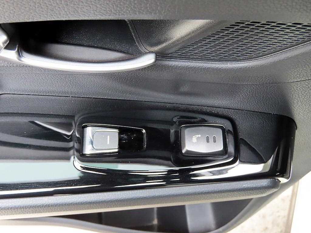 KGM KORANDO — photo 17