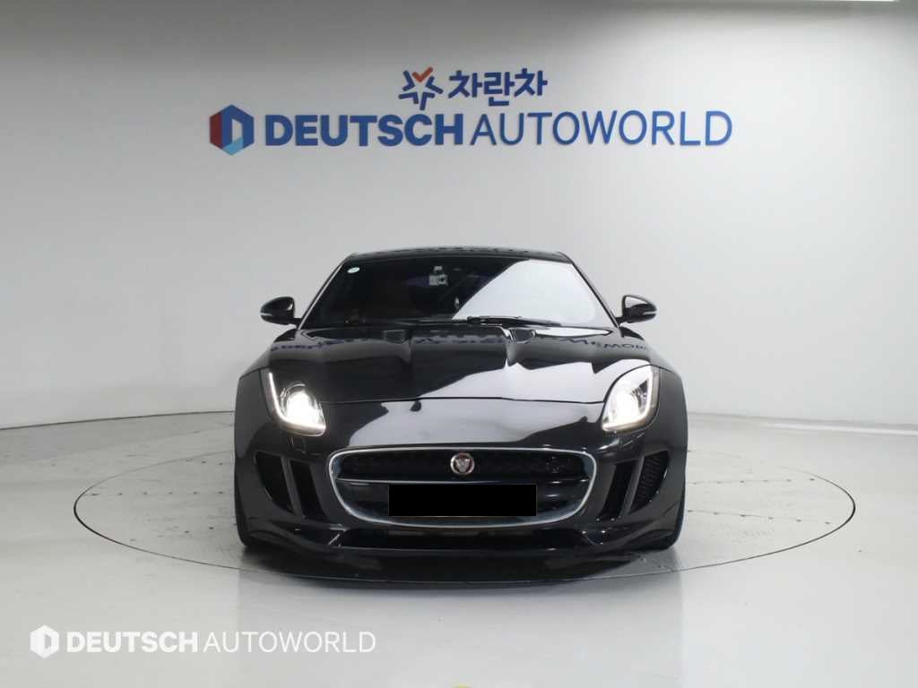 Jaguar F-TYPE — photo 03