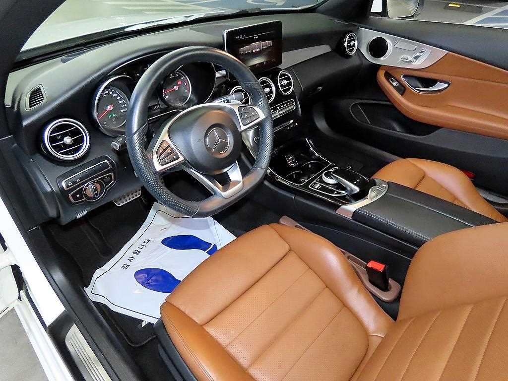 Mercedes-Benz C-Class — photo 13