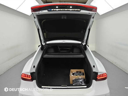Audi RS7 — photo 19