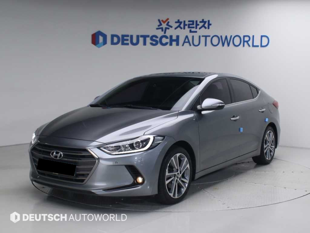Hyundai Avante — photo 01