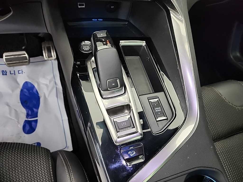 Peugeot 5008 — photo 08