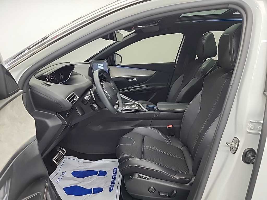 Peugeot 5008 — photo 11