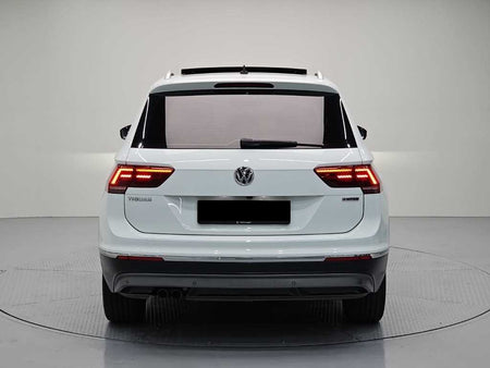 Volkswagen Tiguan — photo 03