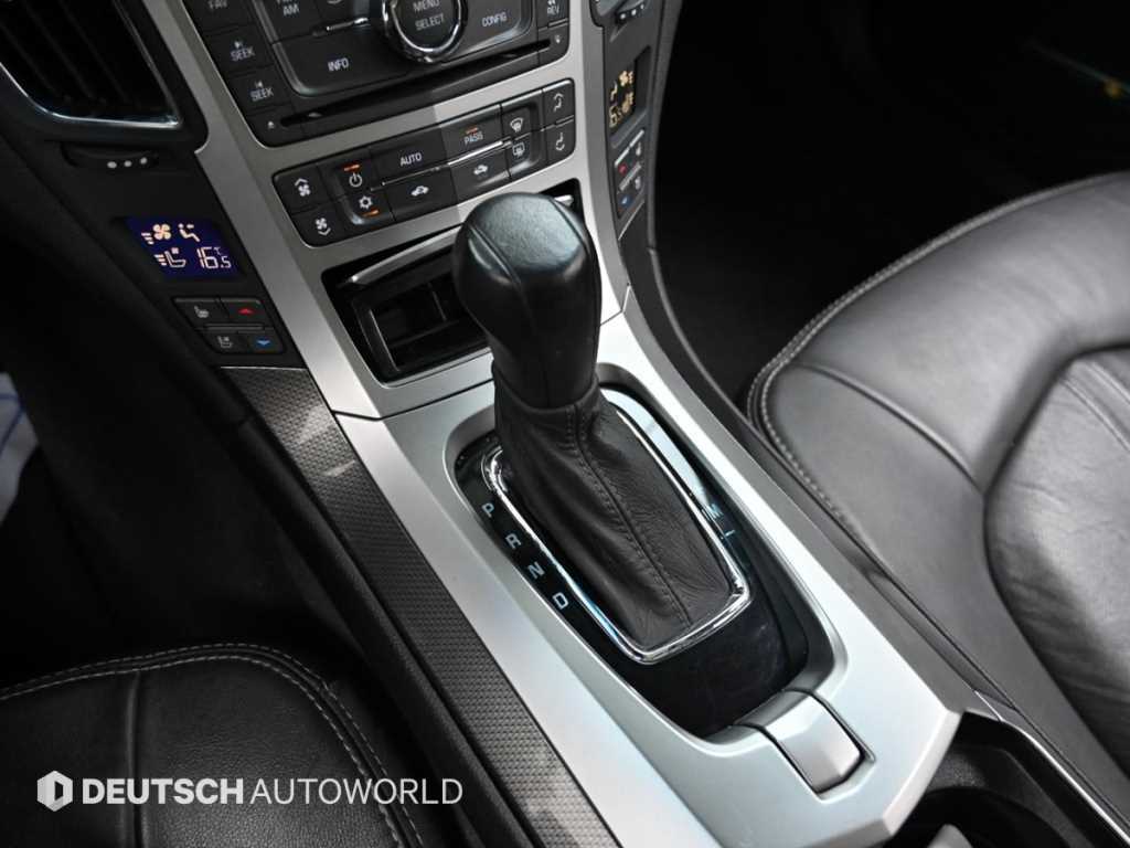 Cadillac CTS — photo 09