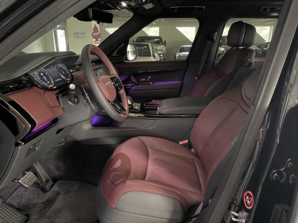 Land Rover Range Rover Sport — photo 12