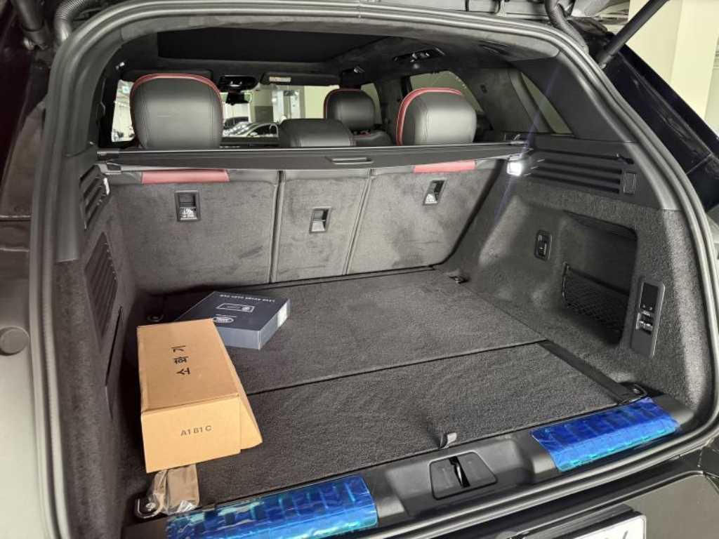 Land Rover Range Rover Sport — photo 17