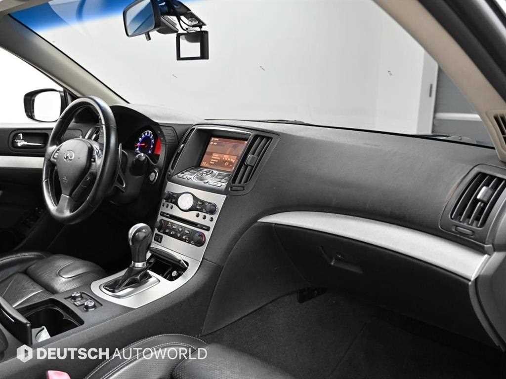 Infiniti G — photo 07