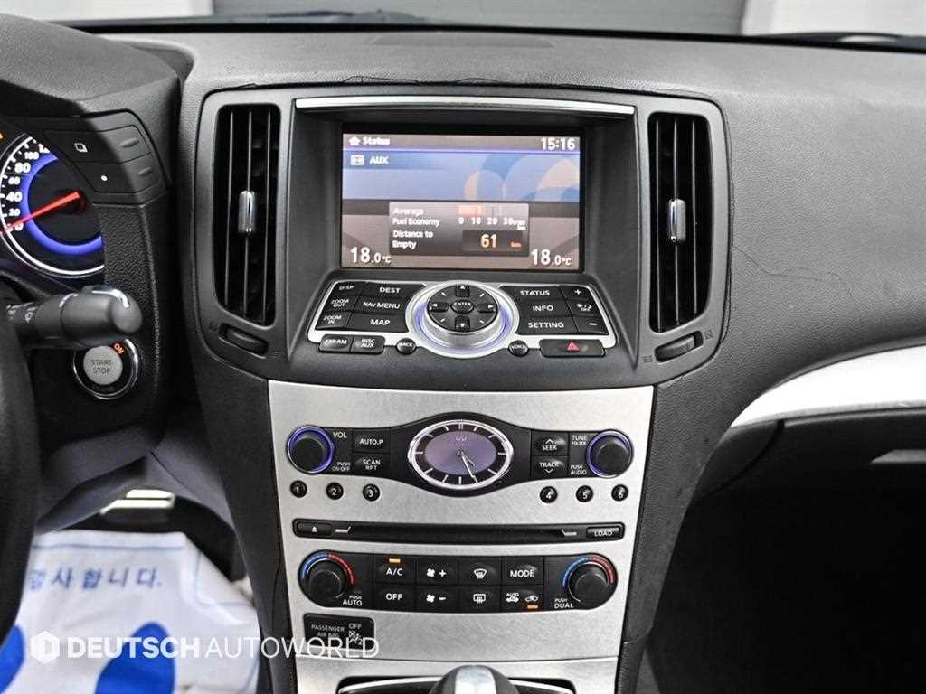 Infiniti G — photo 14