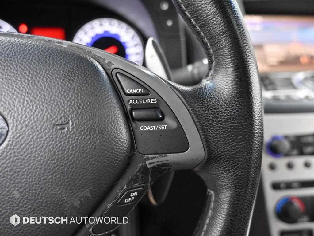 Infiniti G — photo 16