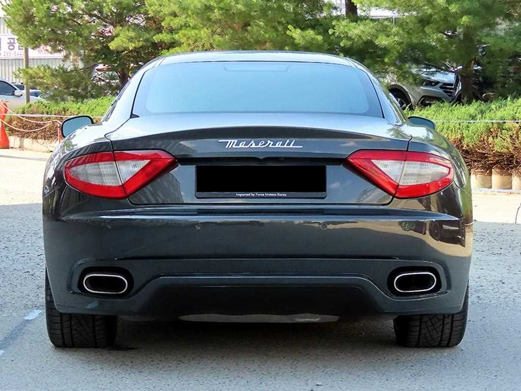 Maserati GranTurismo — photo 04