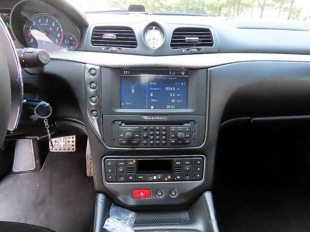 Maserati GranTurismo — photo 13