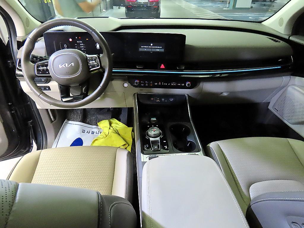 Kia Carnival — photo 10