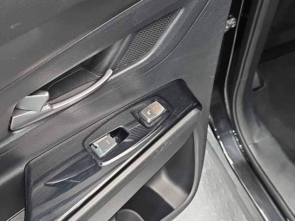 KGM KORANDO — photo 13