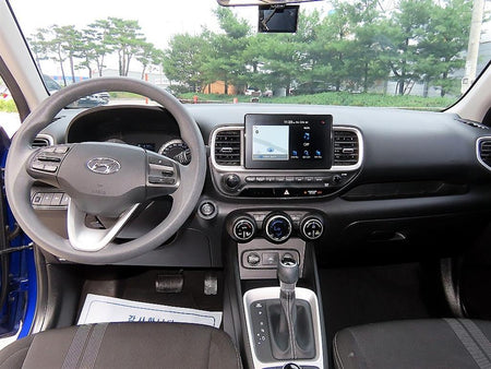 Hyundai Venue — photo 07