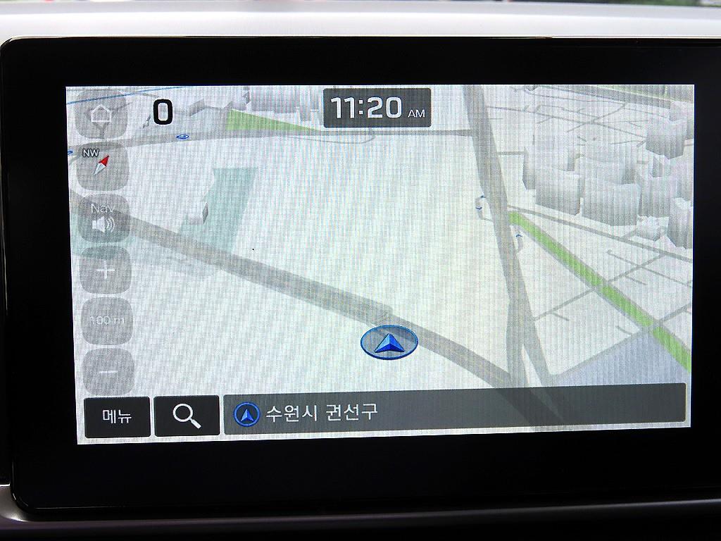 Hyundai Venue — photo 14