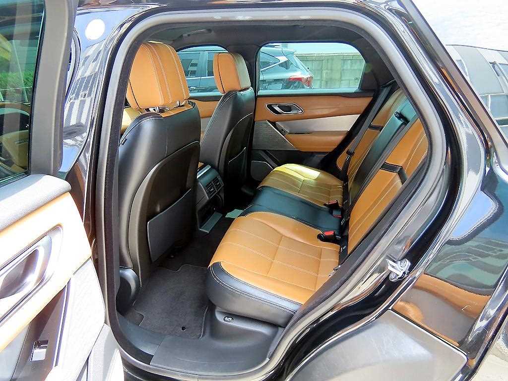 Land Rover Range Rover Velar — photo 06