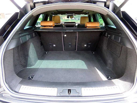 Land Rover Range Rover Velar — photo 17