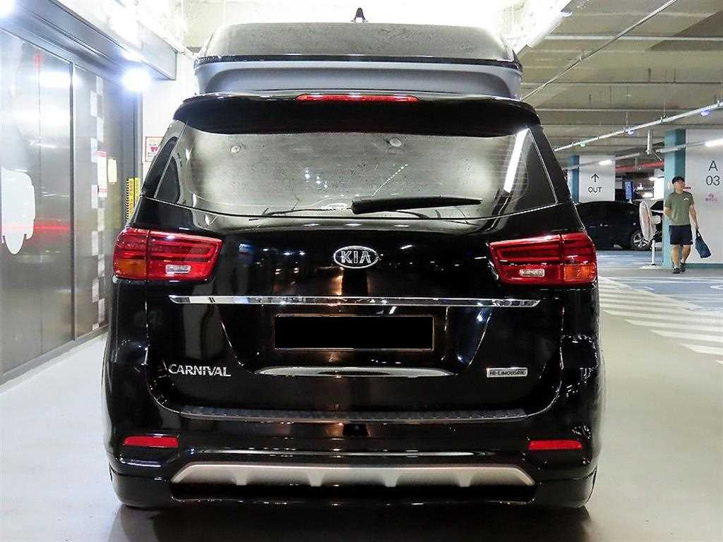 Kia Carnival — photo 05