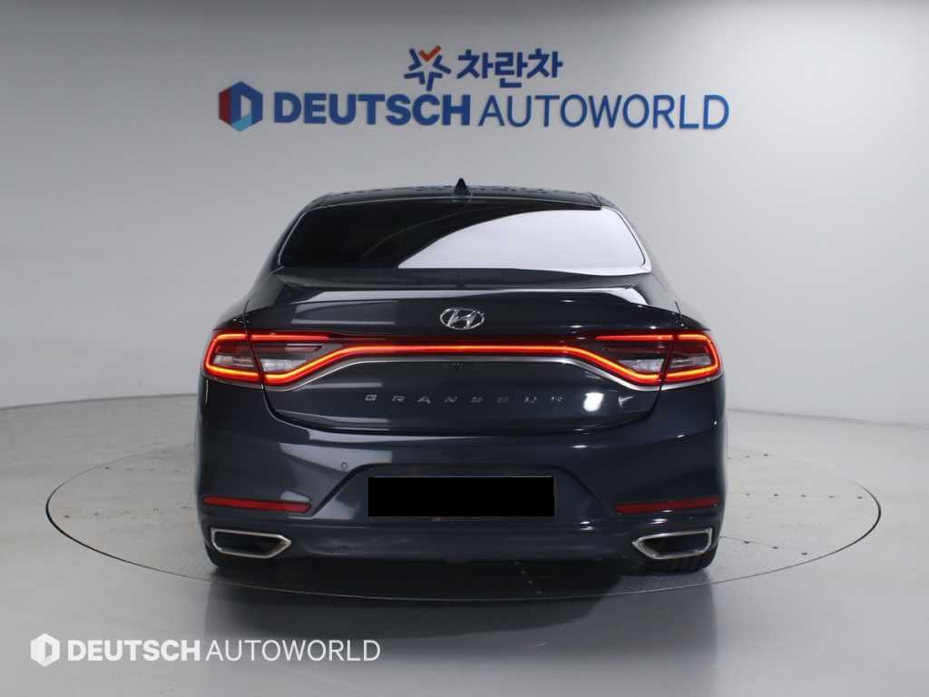 Hyundai Grandeur — photo 04