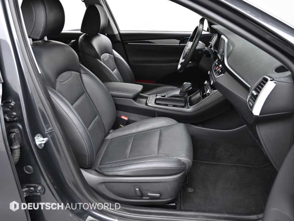 Hyundai Grandeur — photo 10