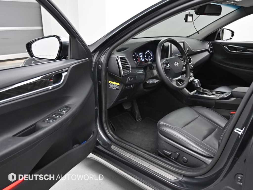 Hyundai Grandeur — photo 11