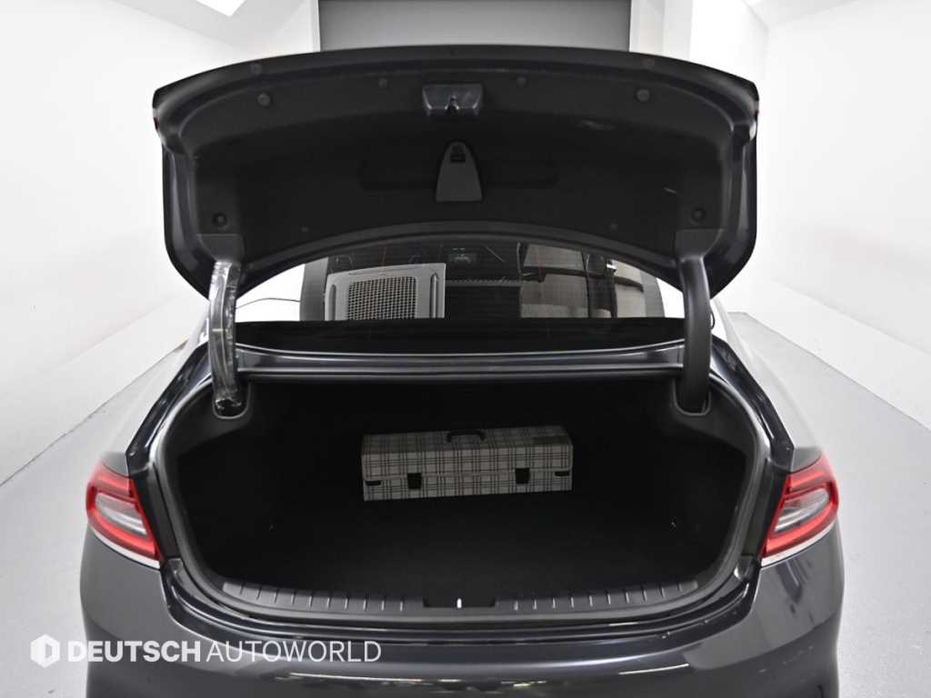 Hyundai Grandeur — photo 19