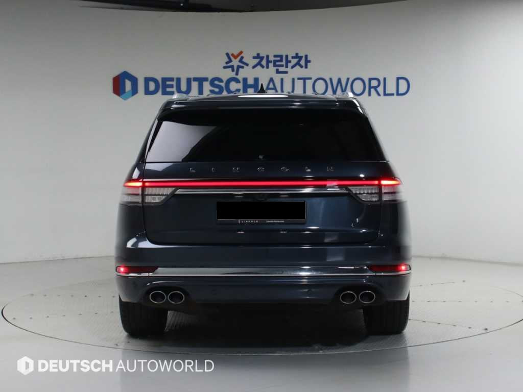 Lincoln Aviator — photo 04