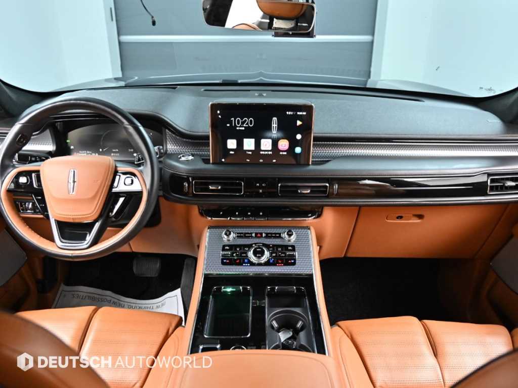Lincoln Aviator — photo 07