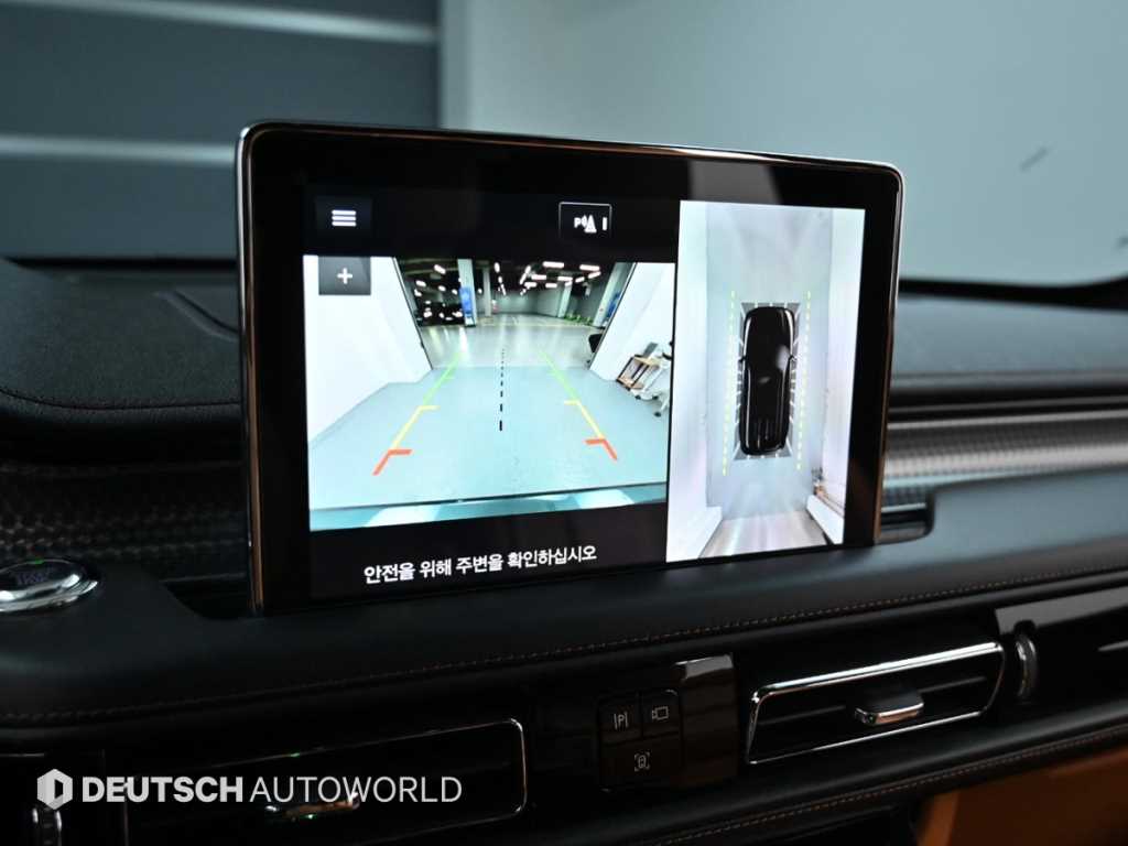 Lincoln Aviator — photo 15