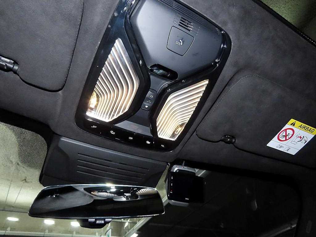 BMW X7 — photo 13