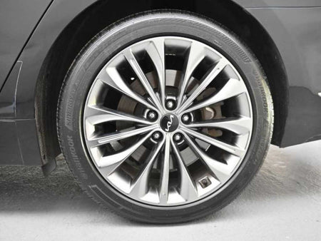 Kia K9 — photo 05