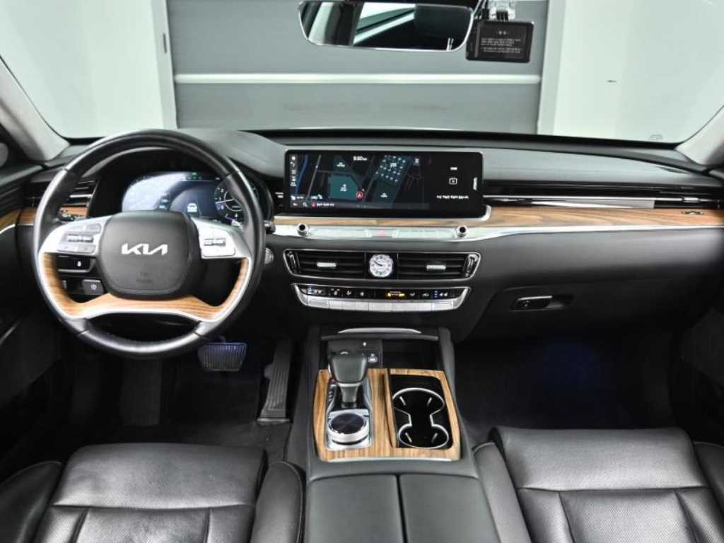 Kia K9 — photo 07
