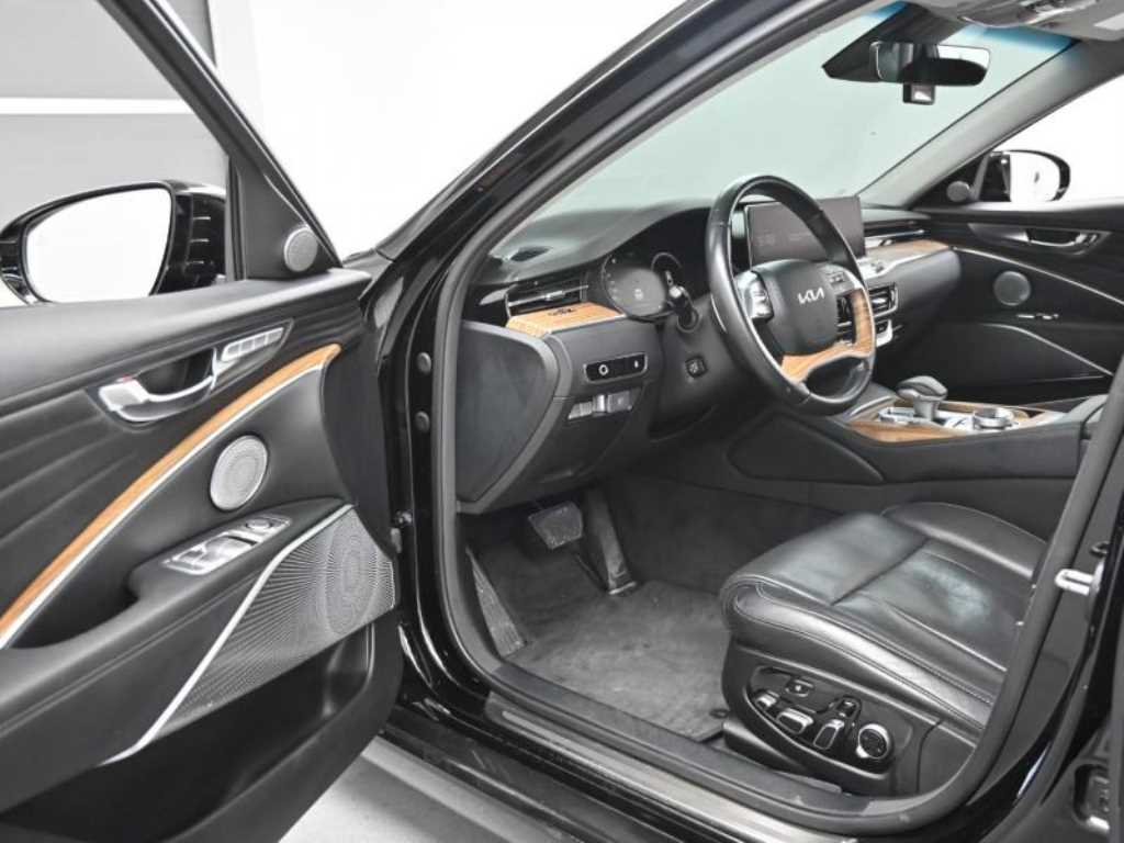 Kia K9 — photo 11