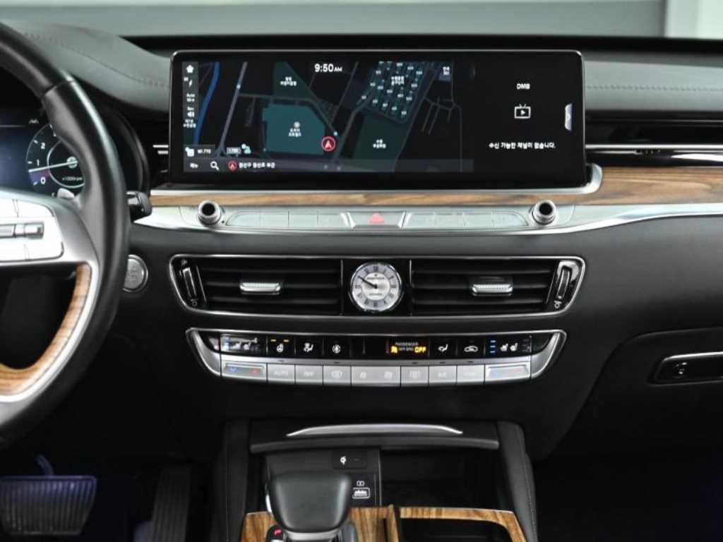 Kia K9 — photo 14