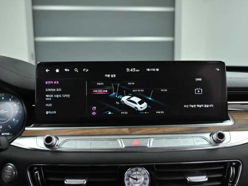 Kia K9 — photo 17