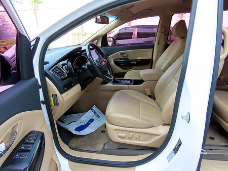 Kia Carnival — photo 05