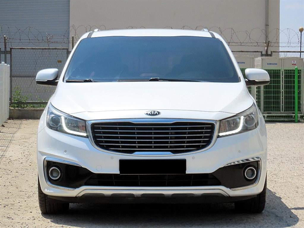 Kia Carnival — photo 01