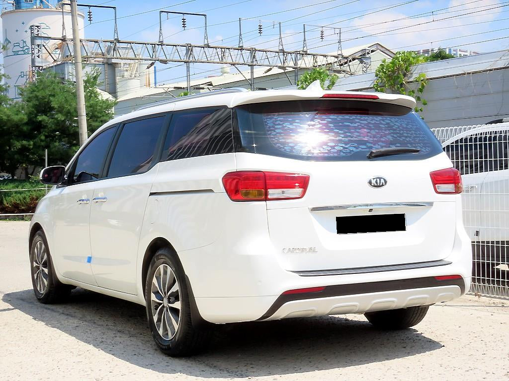 Kia Carnival — photo 03
